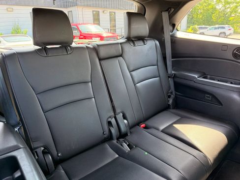 Used 2020 Honda Pilot Black Edition image 33