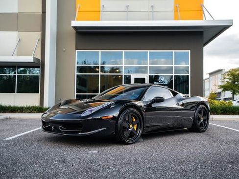 Used 2015 Ferrari 458 Italia Coupe image 7