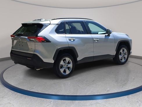 Used 2024 Toyota RAV4 XLE image 5