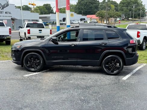 Used 2020 Jeep Cherokee Latitude Plus FWD image 8