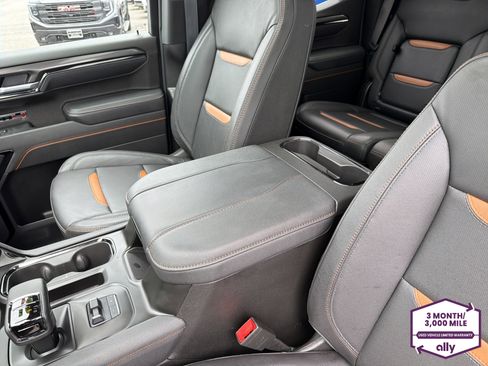 Used 2026 GMC Sierra 1500 AT4 w/ AT4 Premium Package AWD/4WD image 17