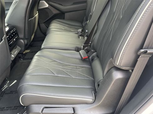 Certified 2025 Acura MDX SH-AWD w/ Advance Package image 15