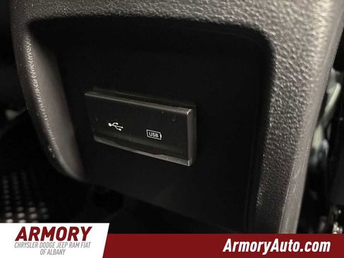 Used 2020 Jeep Cherokee Latitude Plus w/ Cold Weather Group image 32