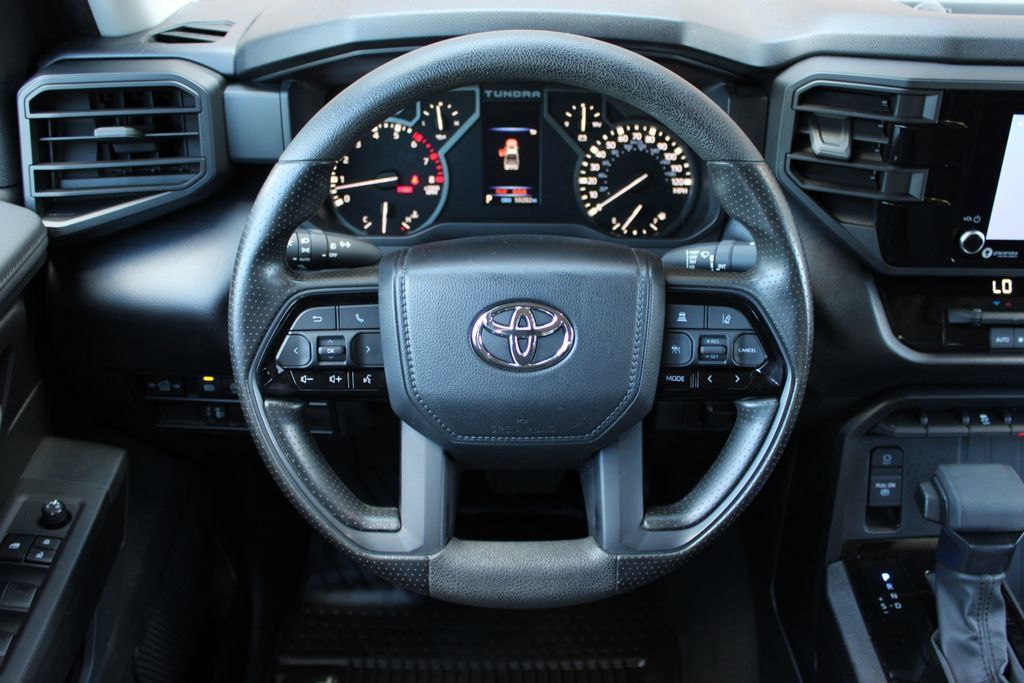 Used 2023 Toyota Tundra SR5 w/ SR5 Convenience Package AWD/4WD image 18
