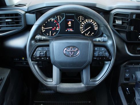 Used 2023 Toyota Tundra SR5 w/ SR5 Convenience Package AWD/4WD image 18