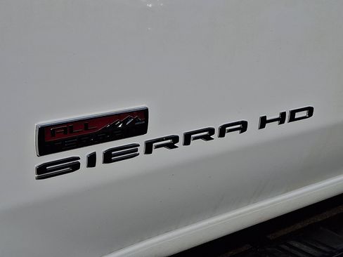 Used 2024 GMC Sierra 2500 Pro image 29