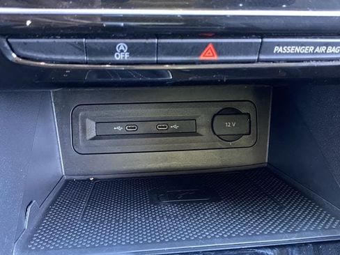 Used 2021 Volkswagen Atlas SEL FWD image 31