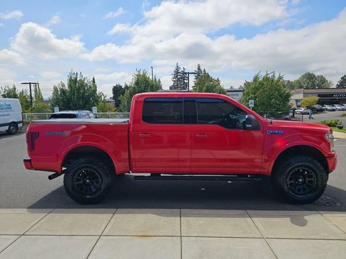 Used 2019 Ford F150 XLT w/ Equipment Group 302A Luxury AWD/4WD image 8