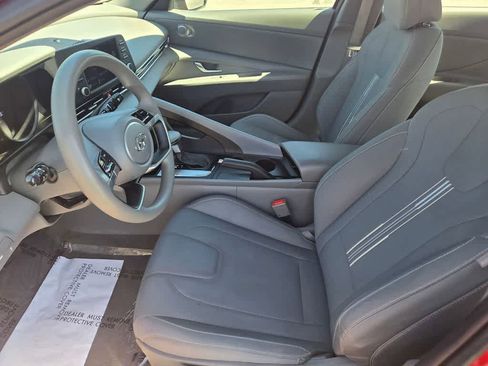 Used 2023 Hyundai Elantra SEL FWD image 17