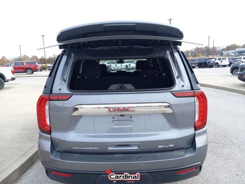Used 2021 GMC Yukon SLE image 10
