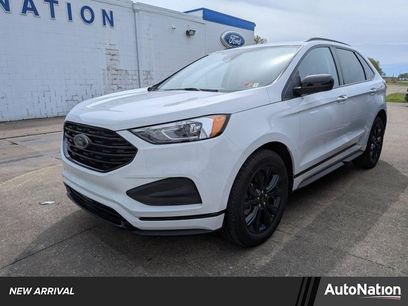 Certified 2022 Ford Edge SE w/ Black Appearance Package