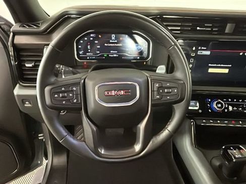 Used 2024 GMC Sierra 1500 AT4 w/ Technology Package AWD/4WD image 14
