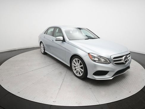Used 2015 Mercedes-Benz E 350 4MATIC Sedan image 14