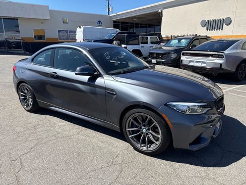 Used 2018 BMW M2 RWD image 9