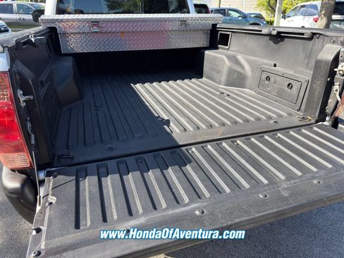 Used 2007 Toyota Tacoma 2WD Regular Cab w/ Enhancement Pkg image 11
