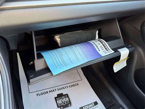 Used 2026 Toyota Grand Highlander XLE image 39