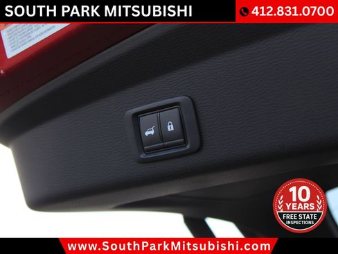 New 2026 Mitsubishi Outlander AWD image 17