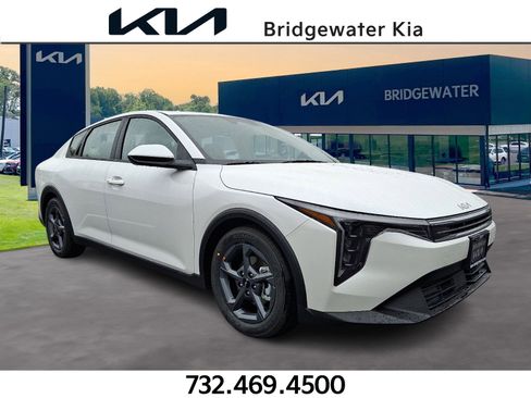 New 2026 Kia K4 FWD image 1