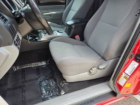 Used 2013 Toyota Tacoma 4x4 Access Cab w/ SR5 Pkg image 8