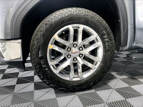 Used 2022 GMC Sierra 1500 SLT w/ SLT Premium Package AWD/4WD image 8