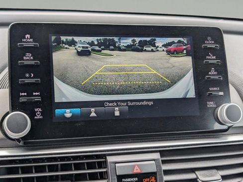 Used 2021 Honda Accord Sport image 16