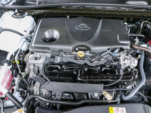 Used 2022 Toyota Camry SE FWD image 28