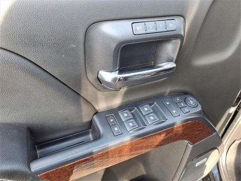 Used 2018 GMC Sierra 1500 SLT w/ Texas SLT Premium Package image 3