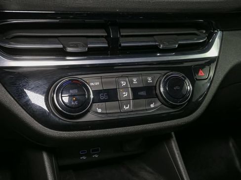 Used 2024 Buick Envista Sport Touring w/ Convenience I Package FWD image 26