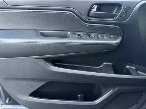 Used 2023 Honda Odyssey Sport image 40