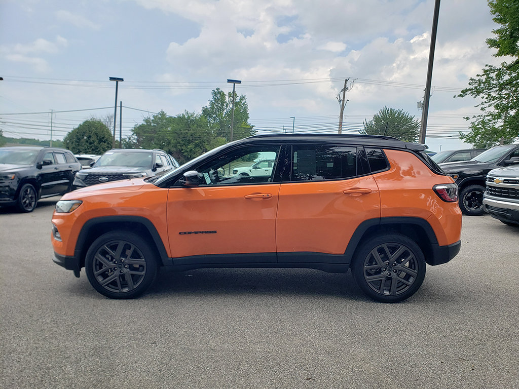 Used 2026 Jeep Compass Limited AWD/4WD image 8