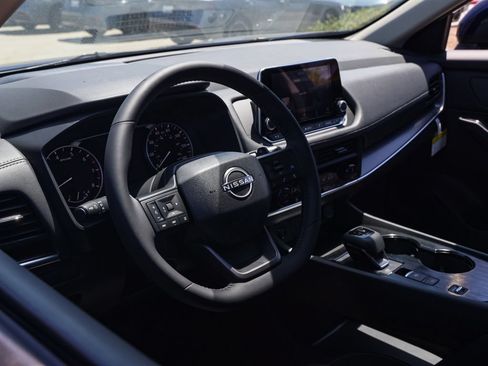 New 2026 Nissan Rogue SV FWD image 14