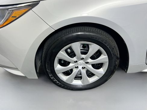 Used 2024 Toyota Corolla LE image 13