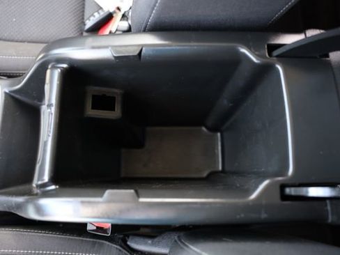 Used 2021 Chevrolet Colorado LT w/ LT Convenience Package image 29