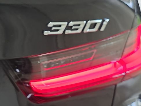 Used 2022 BMW 330i 330i w/ Convenience Package image 32