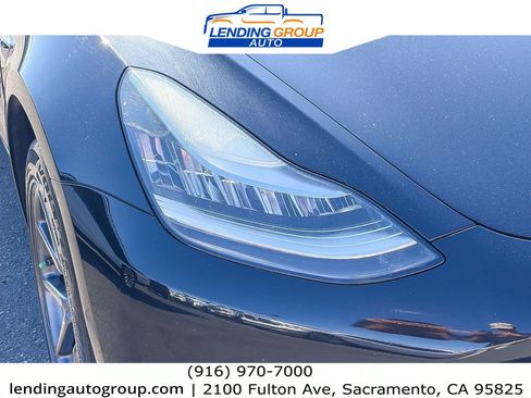 Used 2019 Tesla Model 3 Standard Range RWD image 7