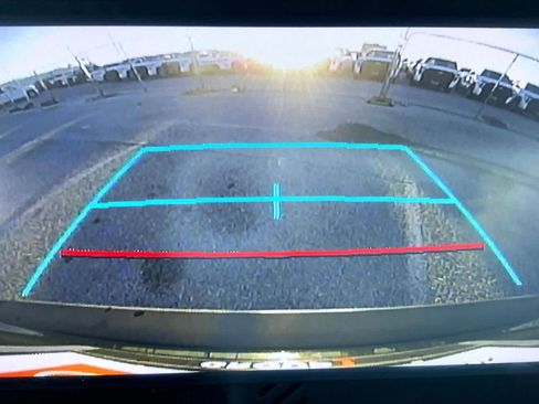 Used 2024 Toyota Camry SE image 25