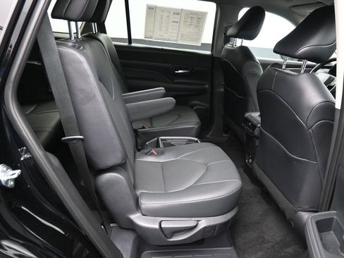 Certified 2026 Toyota Grand Highlander XLE image 25