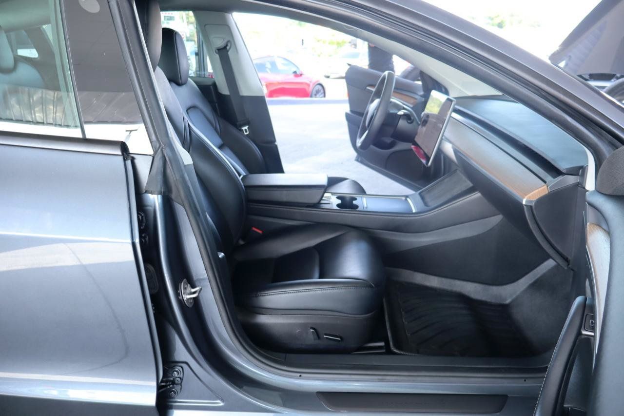 Used 2023 Tesla Model 3 Standard Range RWD image 35