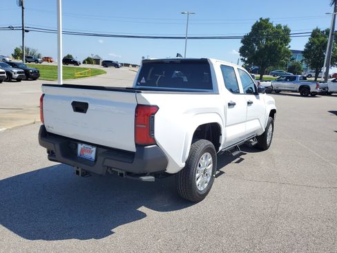 New 2026 Toyota Tacoma SR AWD/4WD image 4