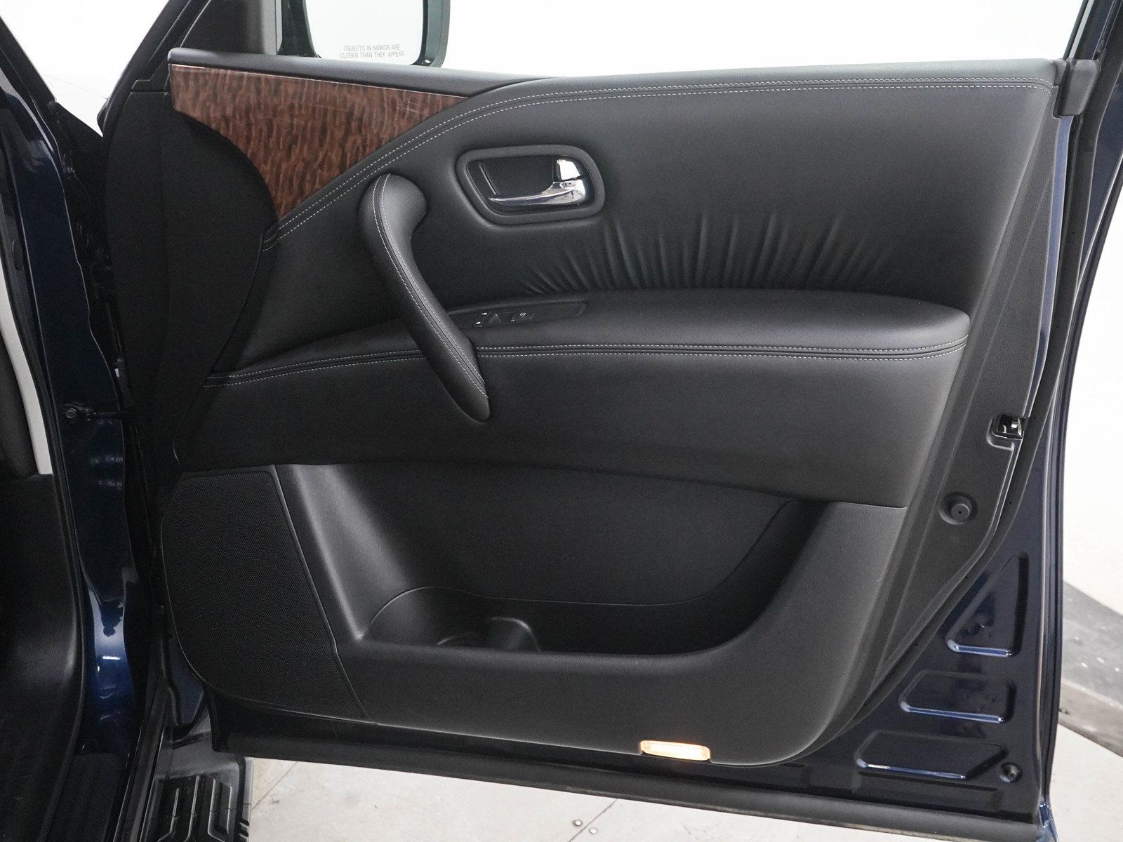 Used 2020 Nissan Armada SL w/ Premium Package AWD/4WD image 9
