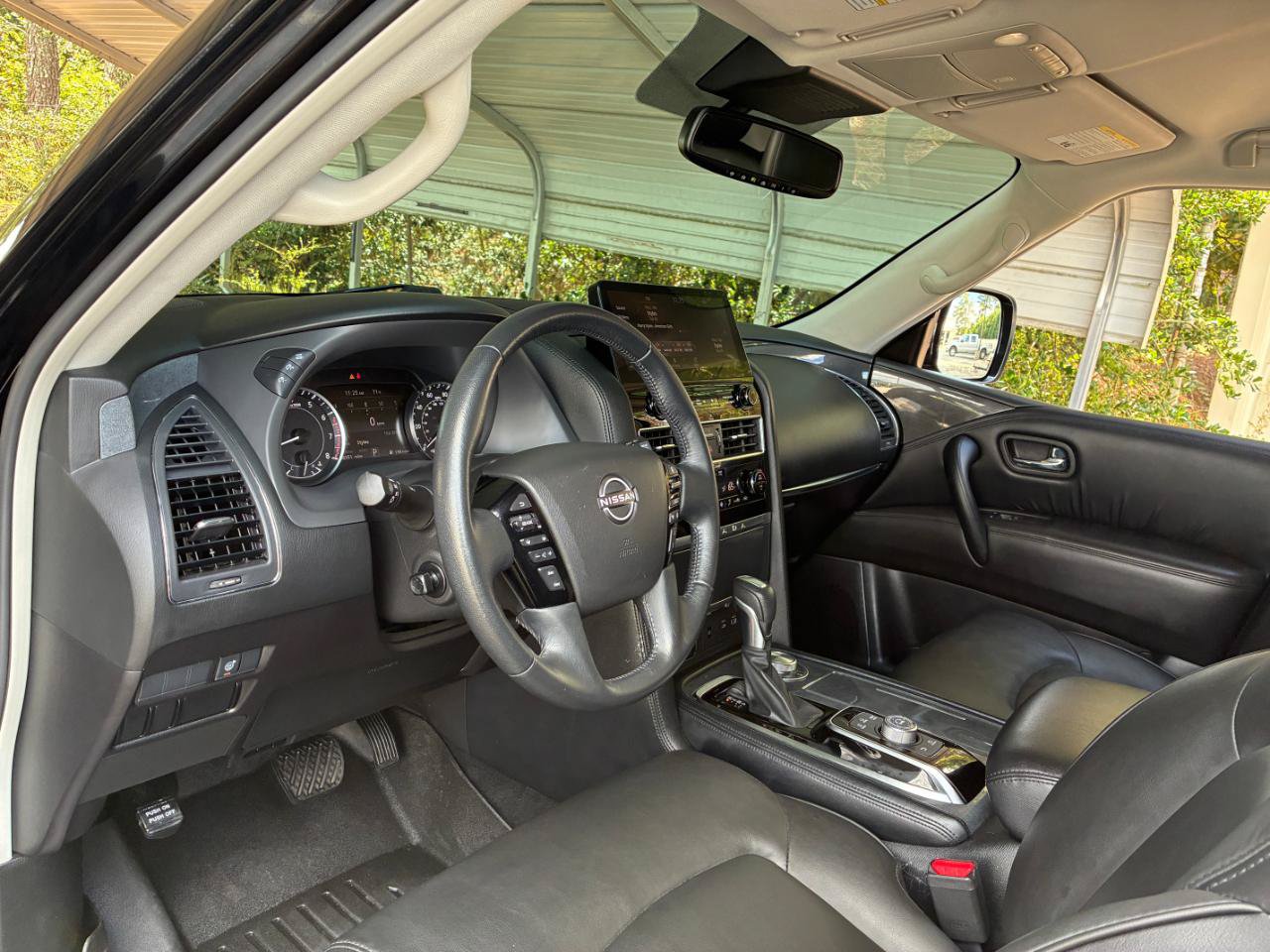 Used 2023 Nissan Armada SV AWD/4WD image 11