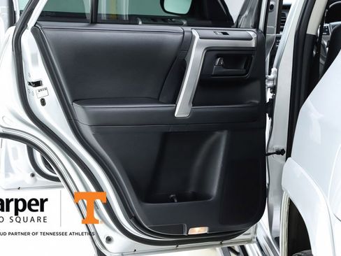 Used 2011 Toyota 4Runner Limited image 17