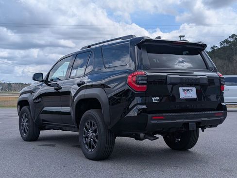 New 2026 Toyota 4Runner SR5 image 3