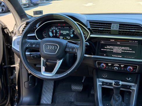 Used 2024 Audi Q3 2.0T Premium w/ Convenience Package AWD/4WD image 22