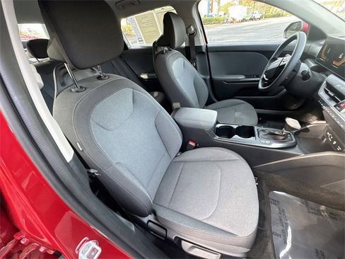 Certified 2025 Kia K4 LXS image 18