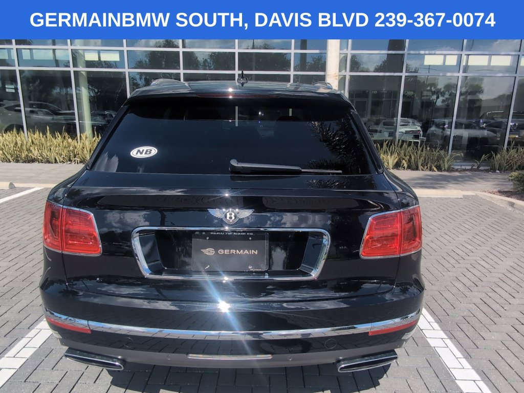 Used 2017 Bentley Bentayga AWD/4WD image 15