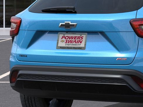 New 2026 Chevrolet Trax RS w/ Sunroof Package image 38