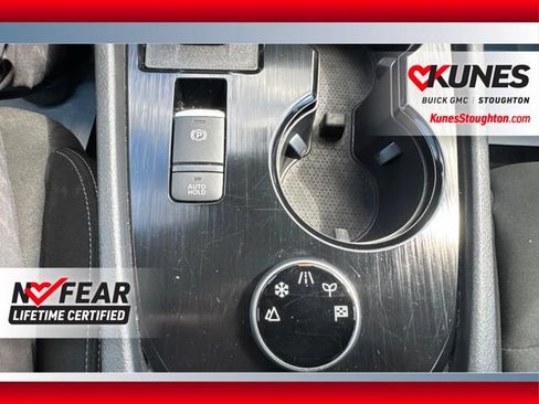 Used 2023 Nissan Rogue S AWD/4WD image 26