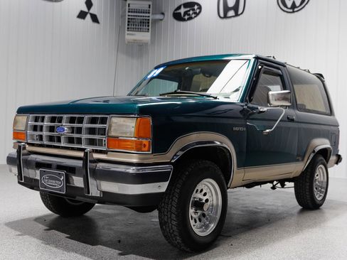 Used 1989 Ford Bronco II 4WD image 2