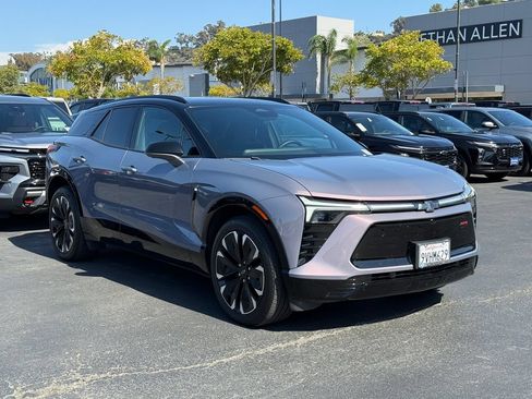 Used 2025 Chevrolet Blazer EV RS AWD/4WD image 5